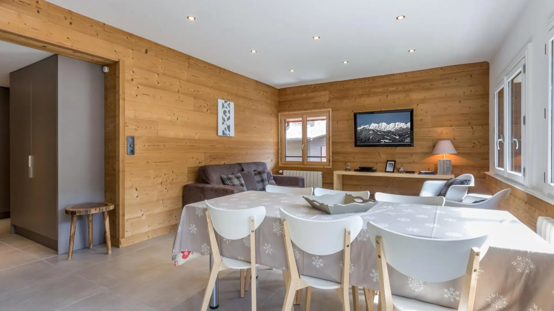 Chalet Cosy Au Coeur Du Village, Proche Pistes Et Activites, Avec Cheminee Et Wifi - Fr-1-304-6 La Clusaz Apartment